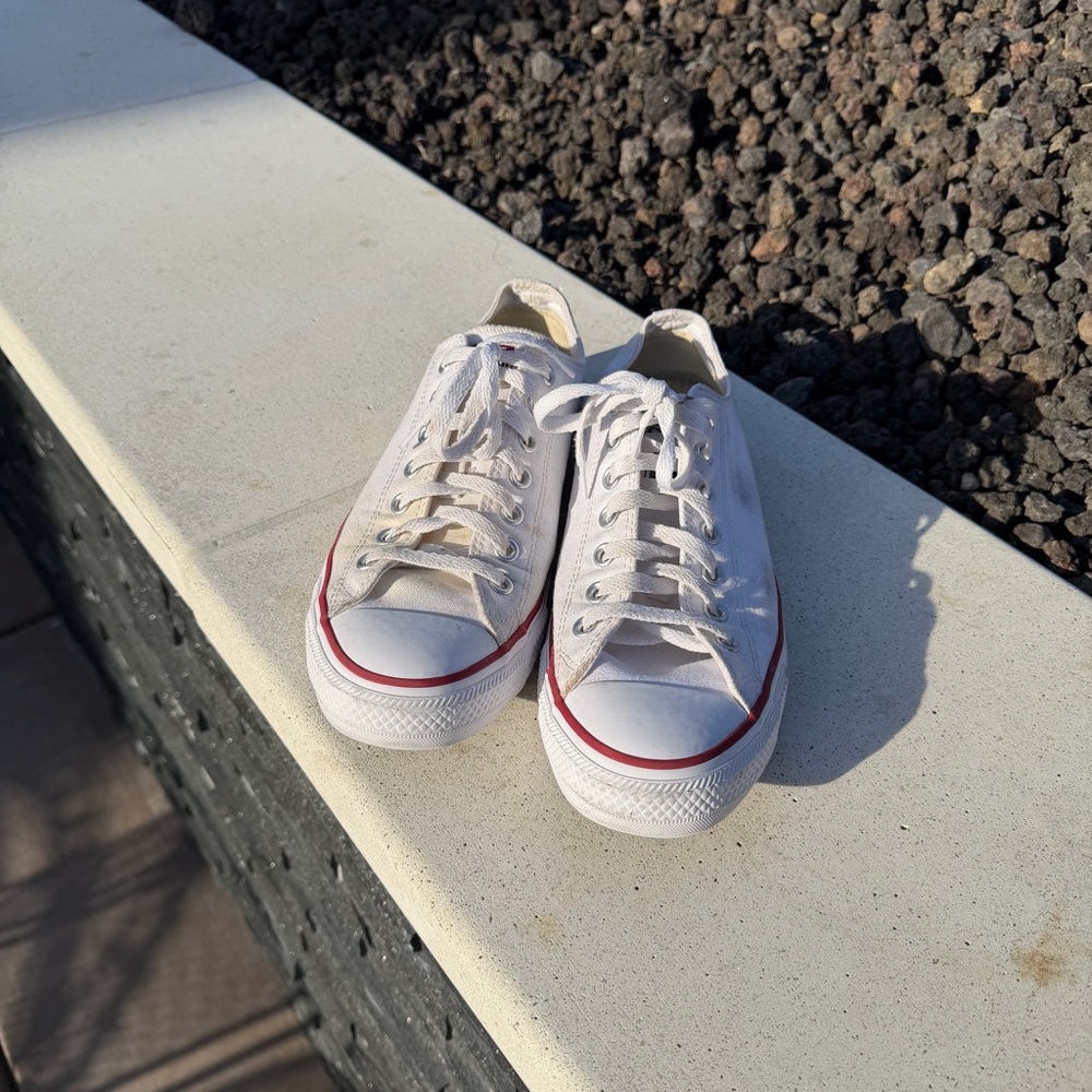 Converse White Sneakers with Red Accents - Picture 6 of 6